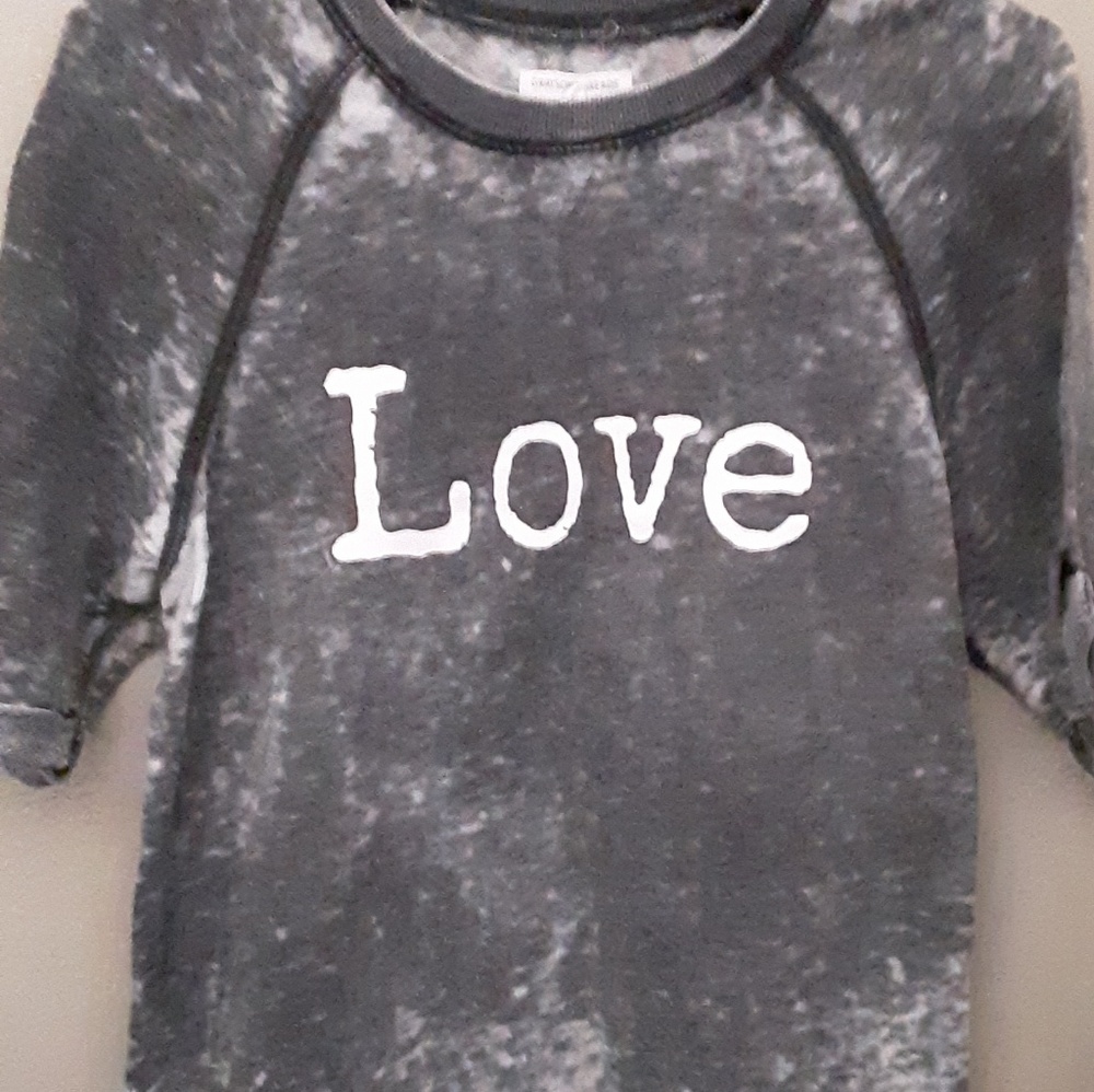 Sweatshirt
